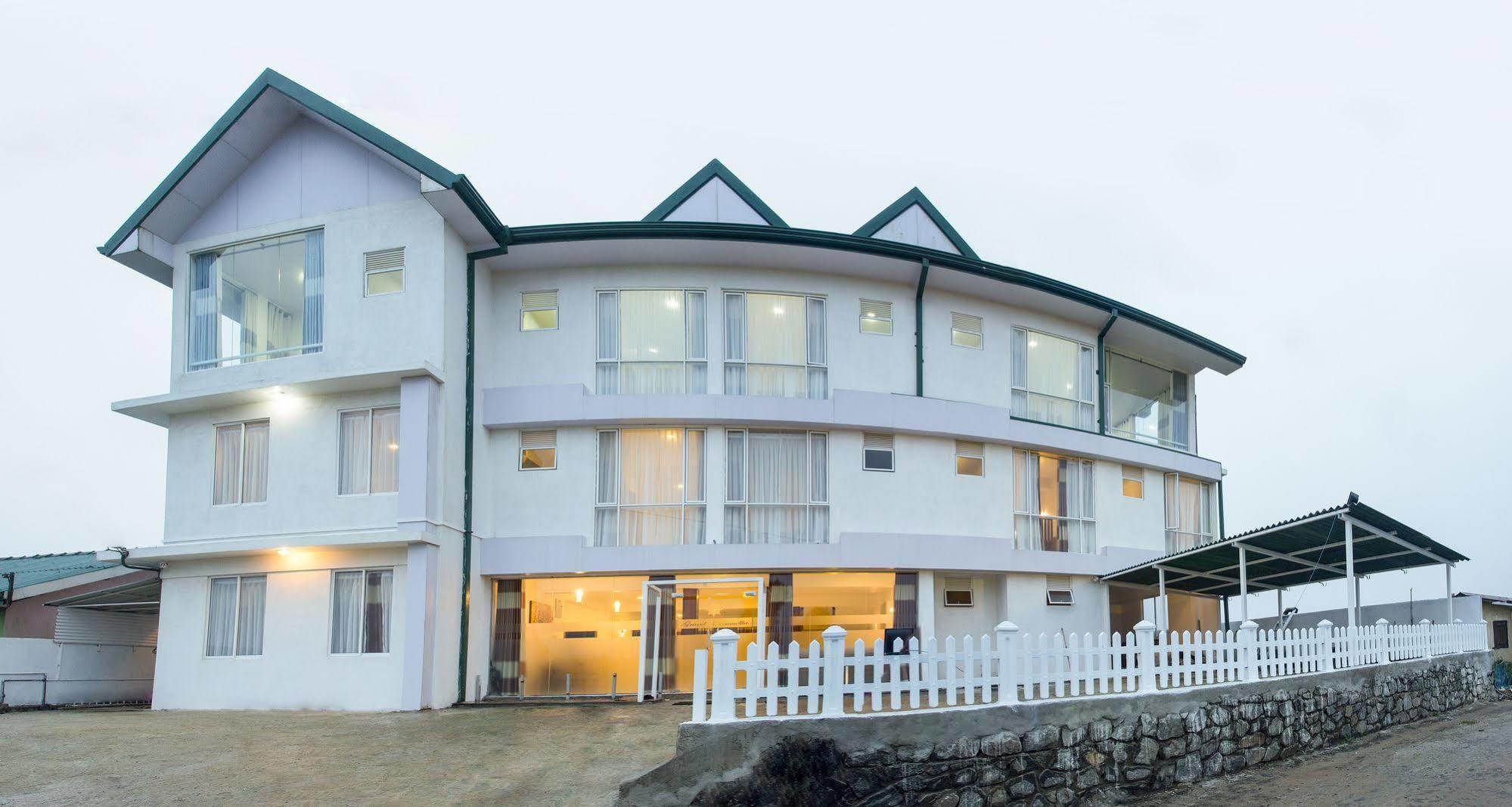 Grand Camellia Hotel Нувара-Елія Екстер'єр фото